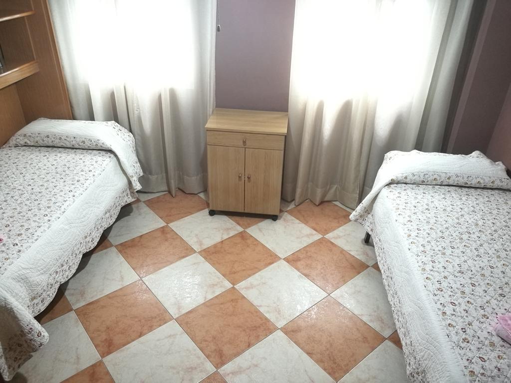 SleepIn Triana Appartement Sevilla Buitenkant foto