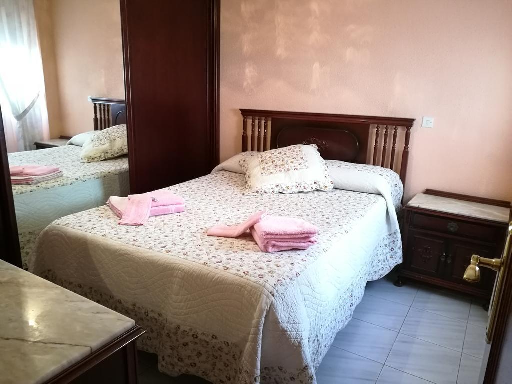 SleepIn Triana Appartement Sevilla Buitenkant foto